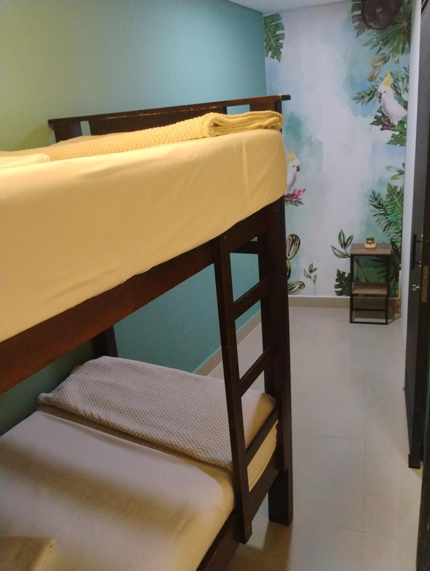 Parceros Med Hostel Μεντεγίν Εξωτερικό φωτογραφία